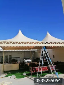 مظلات هرميه