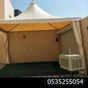 مظلات هرمية